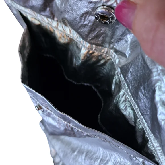 Silver Y2K Galactic Rain Jacket Size XL NWOT - Picture 7 of 9